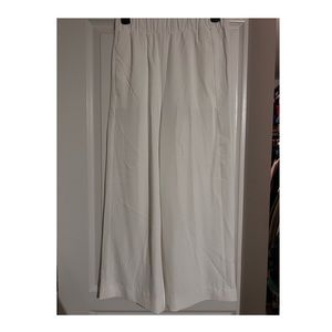 h&m white capri business pants